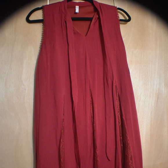 CABERNET RED SLEEVELESS DRESS - Picture 5 of 5